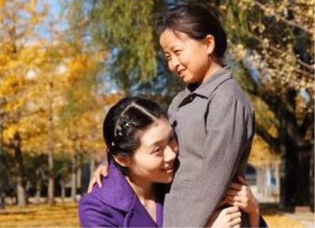 「最丑明星」朱潔：身高1米28，卻嫁給了愛情，讓全網羨慕