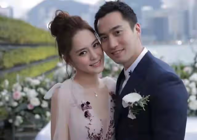 新年又有新喜事!阿嬌前夫被曝求婚成功將三婚,女友曬婚戒秀恩愛