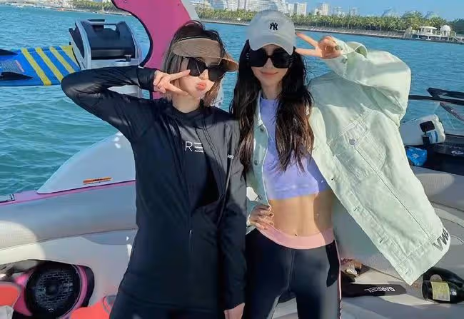楊穎衝浪照火了，全網都在羨慕她的馬甲線，我卻被她的閨蜜圈粉了