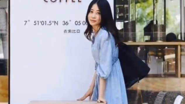 兩名美女,讓台蛙幫又雙叒叕崩潰了!
