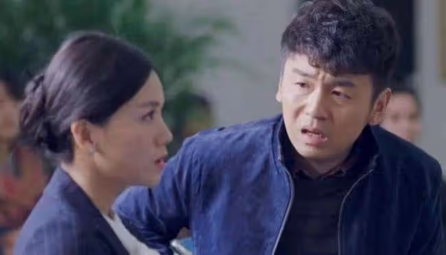 岳母高齡拼二胎,婚後我成了她家的免費保姆,離婚後媳婦跪著求我