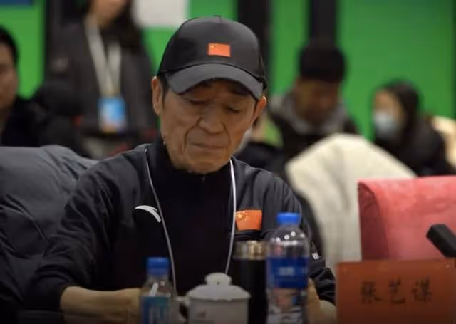 71歲張藝謀身體引擔憂!帶病籌備冬奧開幕式,吃藥後寒夜淋雨排練