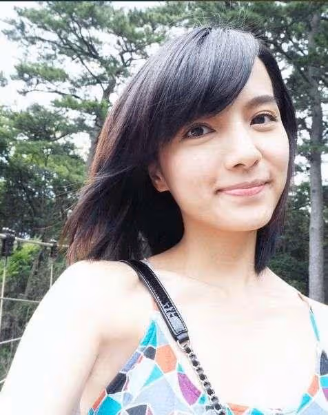 32歲TVB離巢小花憑新劇「極品港女」角色吸睛,嫁豪門後連生三女
