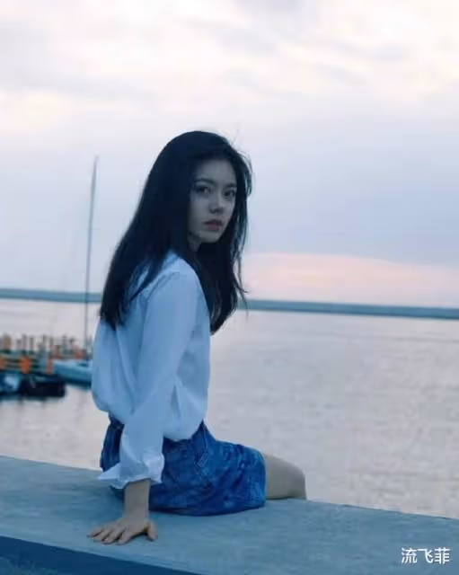 《開端》全員帥哥美人,「鍋姨」年輕時妥妥港風美女,黃覺早年跟周迅好搭