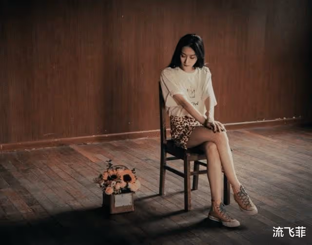 《開端》全員帥哥美人,「鍋姨」年輕時妥妥港風美女,黃覺早年跟周迅好搭