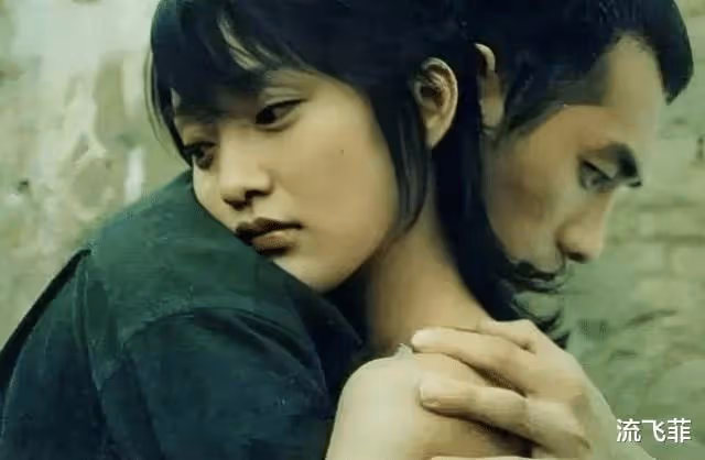 《開端》全員帥哥美人,「鍋姨」年輕時妥妥港風美女,黃覺早年跟周迅好搭