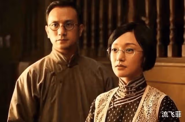 《開端》全員帥哥美人,「鍋姨」年輕時妥妥港風美女,黃覺早年跟周迅好搭