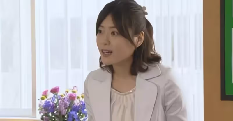 「老公，我懷孕了，你不獎勵我點啥？」「送一沓你的出軌照片」