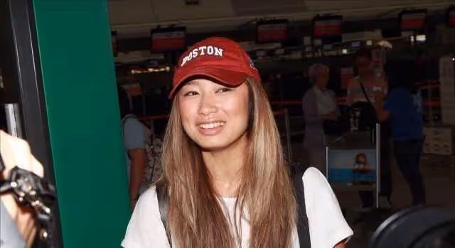 苗僑偉曬照為子慶生，28歲苗俊罕見出鏡，被曝有交往六年富貴女友