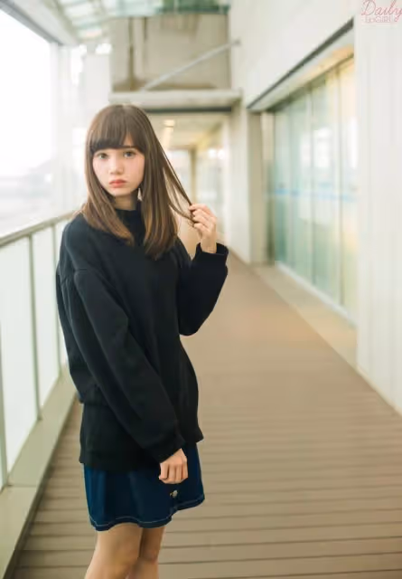 日本零零後混血女模:馬修彩AyaMarsh