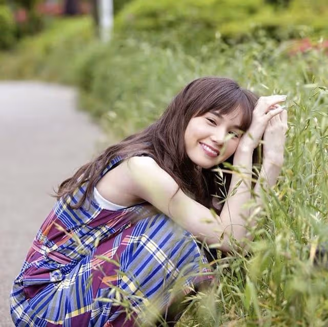 日本零零後混血女模：馬修彩AyaMarsh