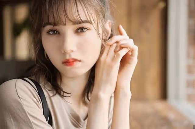 日本零零後混血女模：馬修彩AyaMarsh