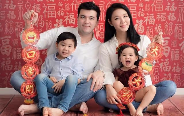 結婚7年!香港著名富貴女星紀念銅婚,嫁混血外科醫生生活幸福