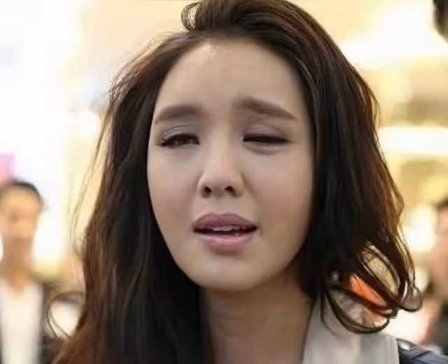 結婚7年!香港著名富貴女星紀念銅婚,嫁混血外科醫生生活幸福