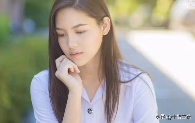 33歲女人再婚，頭一晚就被要求AA，半年後婆家苦求：咱們是一家人