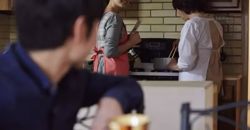 你的愛，讓我妻離子散，媽媽，能放過我嗎？