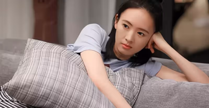 「人老珠黃，離婚沒人要你」3年後女兒婚禮上再遇前妻，男人崩潰
