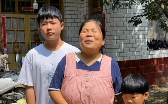 農村會姐:做4年主播,全款在縣城買了3套房,到底憑什麼吸金的