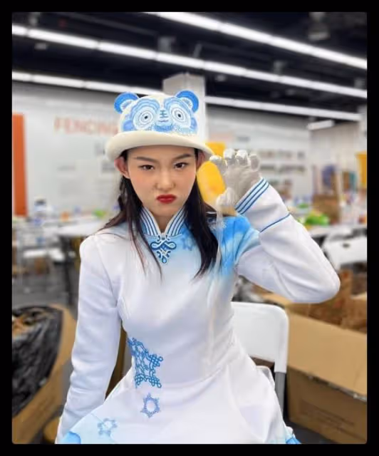 冬奧會舉牌員火了!正面照曝光都是高顏值學霸,還有人撞臉劉亦菲