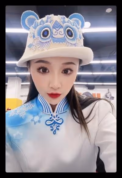 冬奧會舉牌員火了!正面照曝光都是高顏值學霸,還有人撞臉劉亦菲