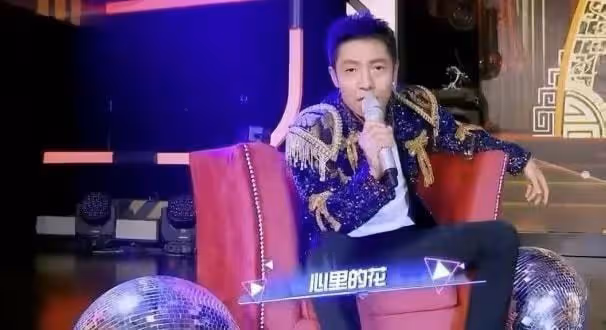 撒貝寧重回《今日說法》！看慣了他的搞笑，再穿西裝竟有些出戲
