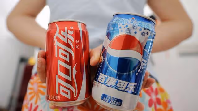 娃哈哈非常可樂春晚重出江湖,還記得與百事可口可樂的巔峰對決嗎