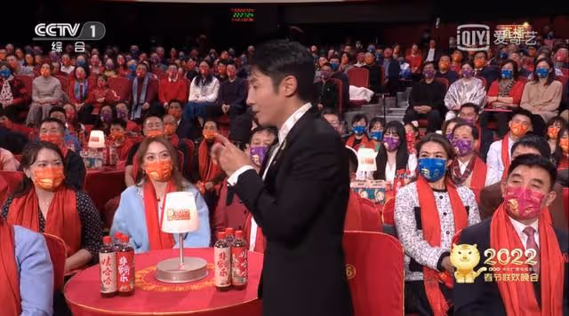 娃哈哈非常可樂春晚重出江湖,還記得與百事可口可樂的巔峰對決嗎