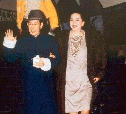 洪金梅:17歲拔得夜總會頭籌,嫁入豪門27年只分得1元遺產成笑柄