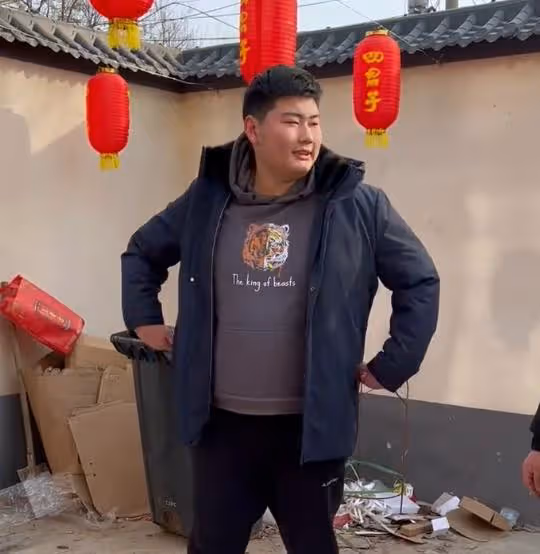 新年伊始,大衣哥痛下決心,一定好好培養兒子出人頭地