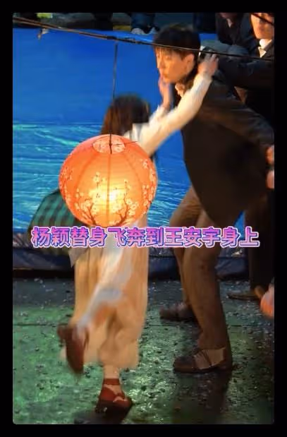 Angelababy惹爭議，被曝拍戲濫用替身，撲人摔厚墊上也由替身上陣