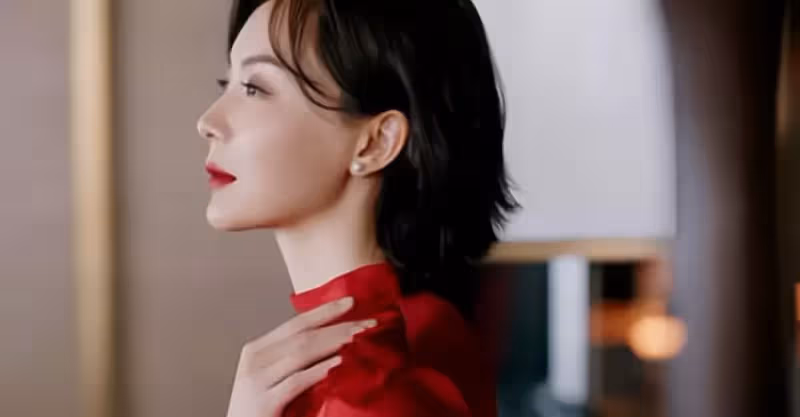 我和閨蜜的老公地下情8年，他倆離婚，閨蜜發條朋友圈，我慌了