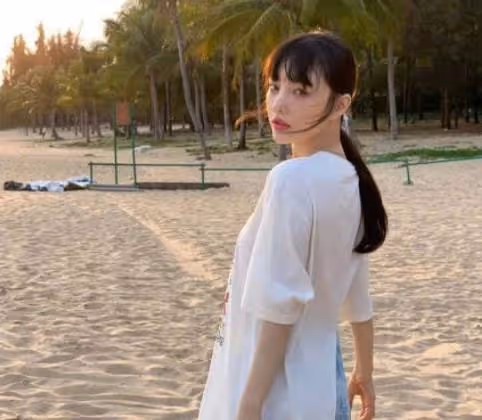 賈乃亮被曝戴大金表去酒吧!現場明星網紅扎堆,李小璐也在當地