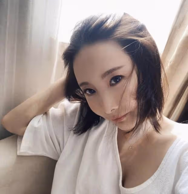 香港著名渣男近況曝光!細心帶娃遭痛批:不要再演好好先生洗白了