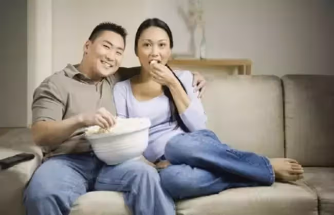 你嫂子陪嫁房給你,在家她都聽我的,婆婆說完,兒媳婦:已經報警