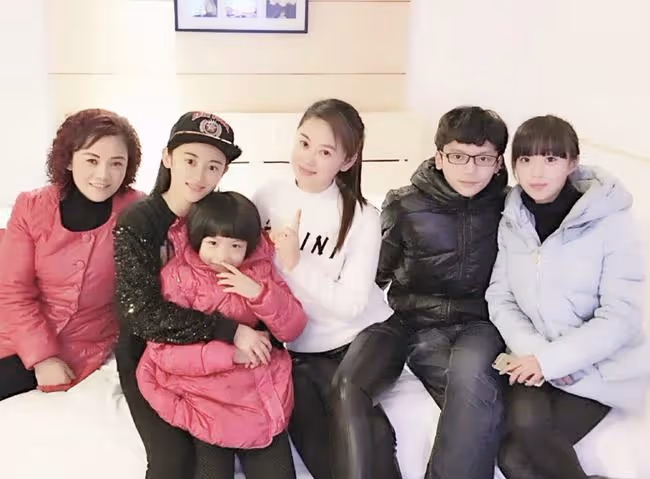 6年前,女演員徐婷全身潰爛在醫院離世,背後原因讓人唏噓