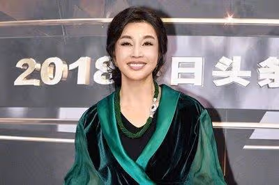 四婚三離，60歲還能嫁給富豪，孩子成劉曉慶一生的痛