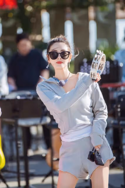 張雨綺縱慾行為被扒？奶狗舊照流出，瘦身後卷土歸來？