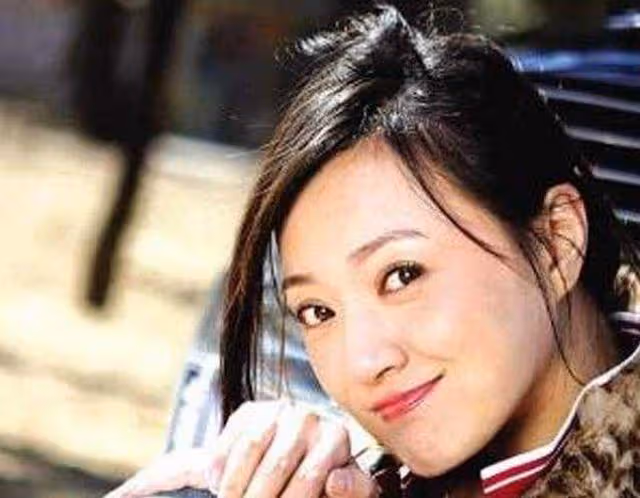 金玉婷:5次登上春晚,被緋聞毀於一旦,曾因抑鬱症住過精神病院