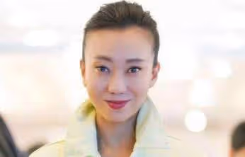 因一秒之差摔成高位截癱,讓張藝謀愧疚一生的劉岩,後來怎麼樣了