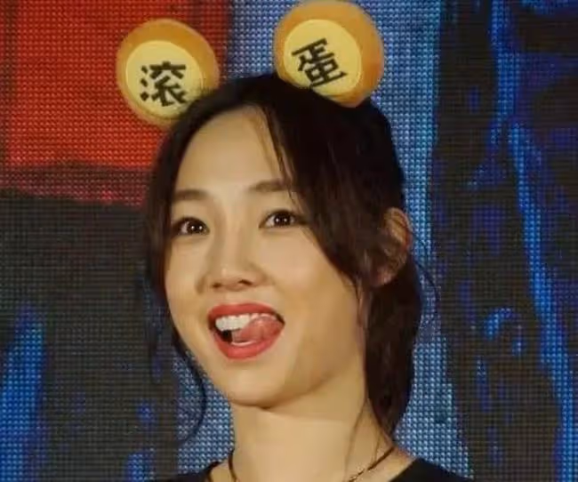 白百何為何被網友稱為「女版陳冠希」只因她做的這個動作！