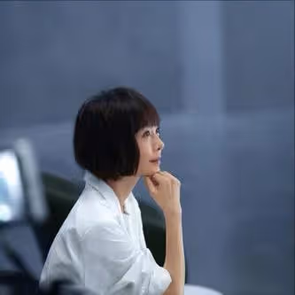 魯豫聽霍建華講「生孩子」哭了,自己又不生,她到底想幹什麼?
