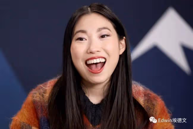 金球獎影后奧卡菲娜Awkwafina宣布退網。