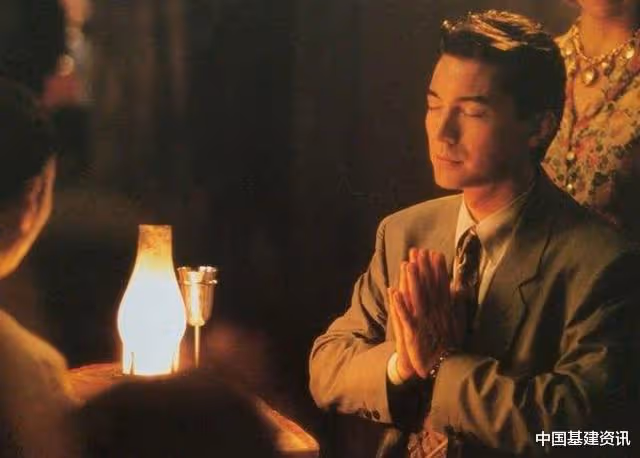 70歲的尊龍,風華不再!至今最遺憾的仍是未能出演《霸王別姬》和錯過陳沖