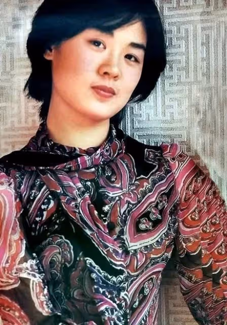 1986年老掛曆,13位女明星,其中一位可惜了