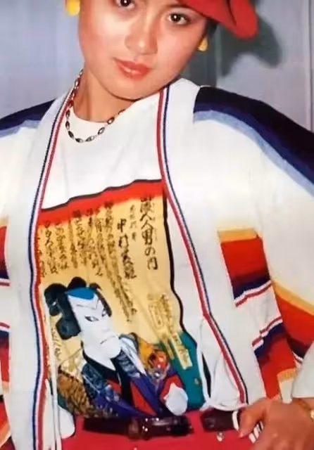 1986年老掛曆,13位女明星,其中一位可惜了