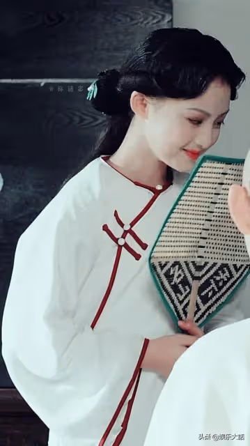 大齡演員別再裝嫩了!讓這8位小演員告訴你,娛樂圈根本不缺少女