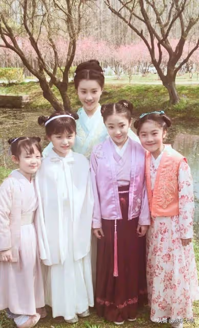 大齡演員別再裝嫩了!讓這8位小演員告訴你,娛樂圈根本不缺少女