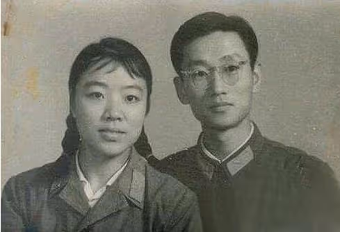 蔣大為:登13次春晚舞台,被敲詐後力保名聲,他到底經歷了什麼?