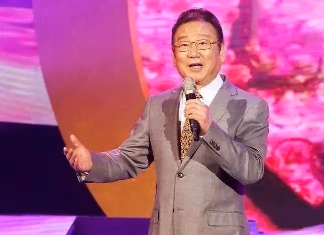 蔣大為:登13次春晚舞台,被敲詐後力保名聲,他到底經歷了什麼?
