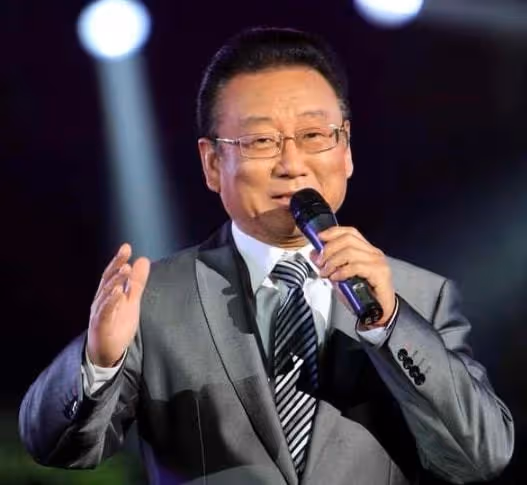 蔣大為:登13次春晚舞台,被敲詐後力保名聲,他到底經歷了什麼?